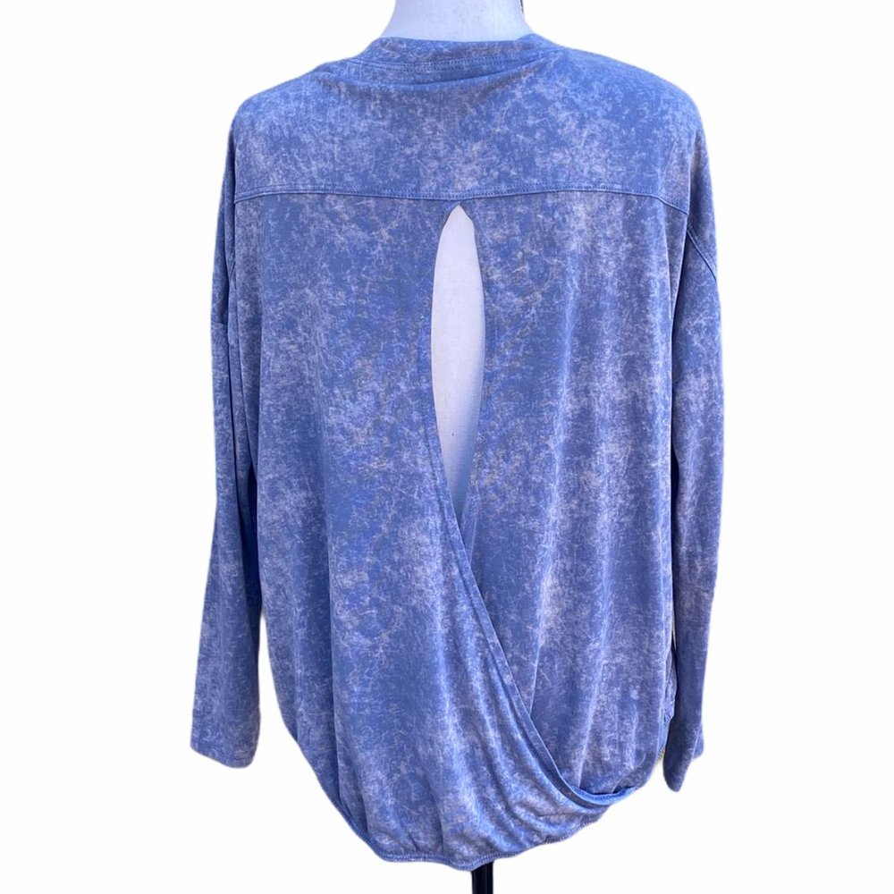 Blue Thin Knit Sweatshirt Top Open Back